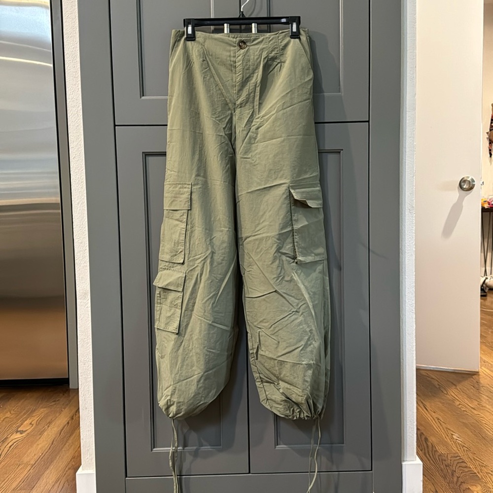 Olive Green Wide Leg Cargo Pants - Brand: